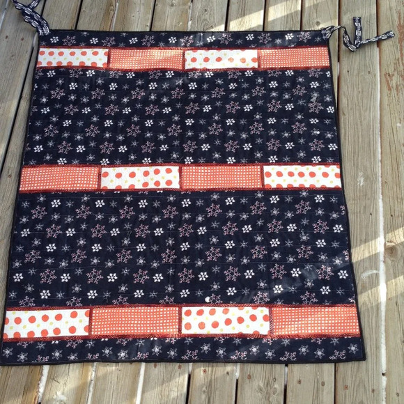 NWOT Handmade Quilted Wheelchair Blanket Small Lap Quilt With Ties Warm Comfy - Picture 4 of 4